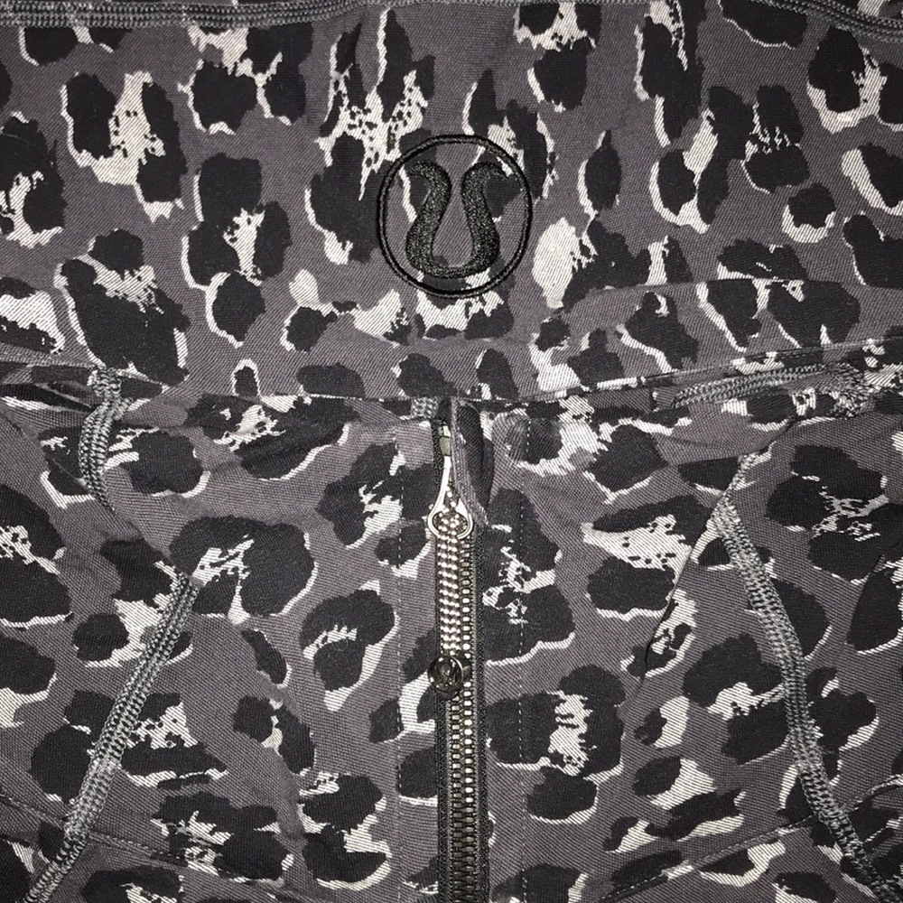 ⭕️SOLDLululemon Scuba hoodie 3 Terry - Picture 2 of 8